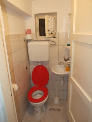 07 das kleinste Klo der Welt.jpg