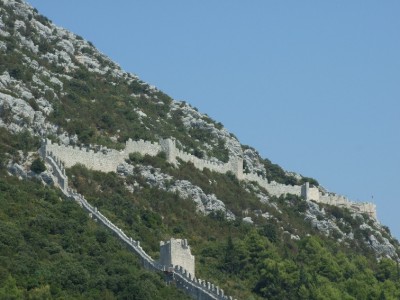 11 große kroatische Mauer.jpg