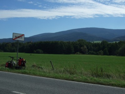 1 Im Hintergrund der Heufuder.jpg