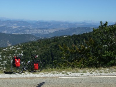 6 Auf dem Weg nach oben Blick Richtung Alpen.jpg