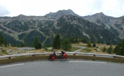 10 Col de la Lombarde - über Isola 2000.jpg