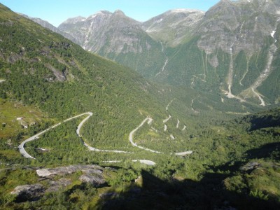 11 Abfahrt vom Gaularfjell.jpg